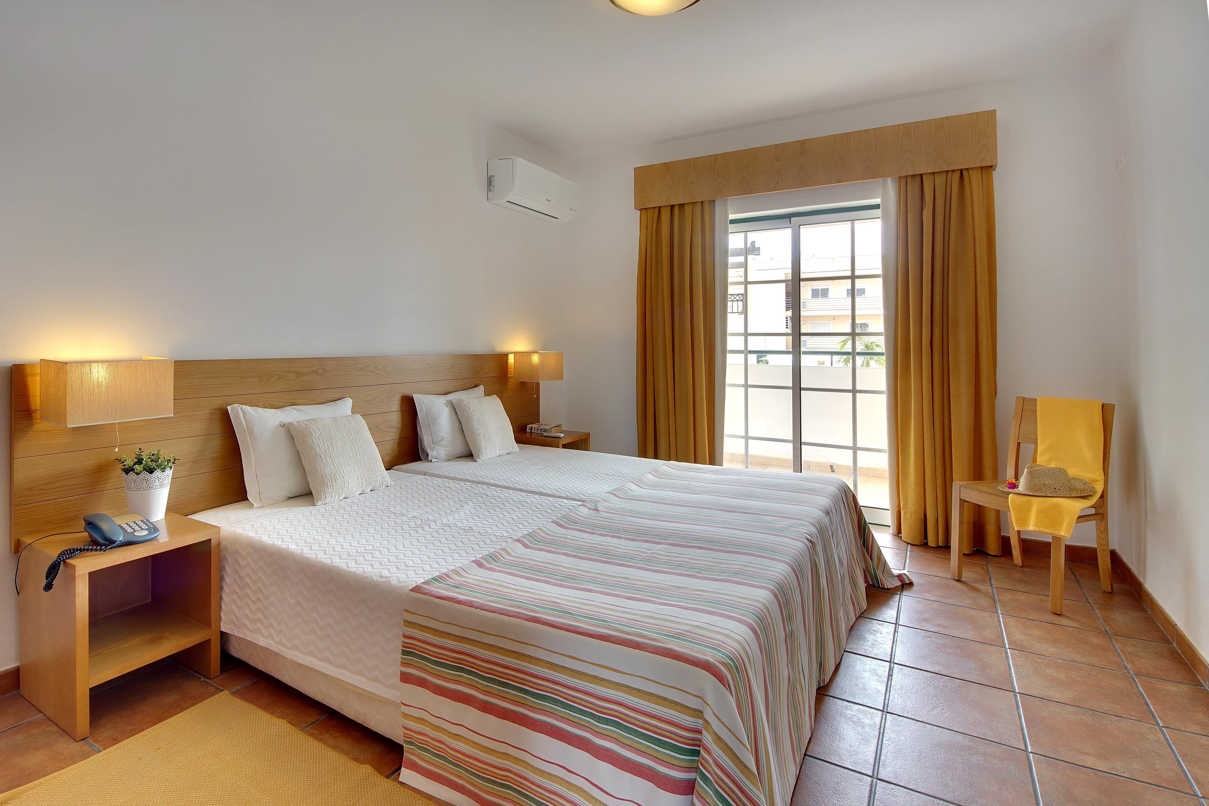 Apartamentos Turisticos Novochoro Albufeira Buitenkant foto