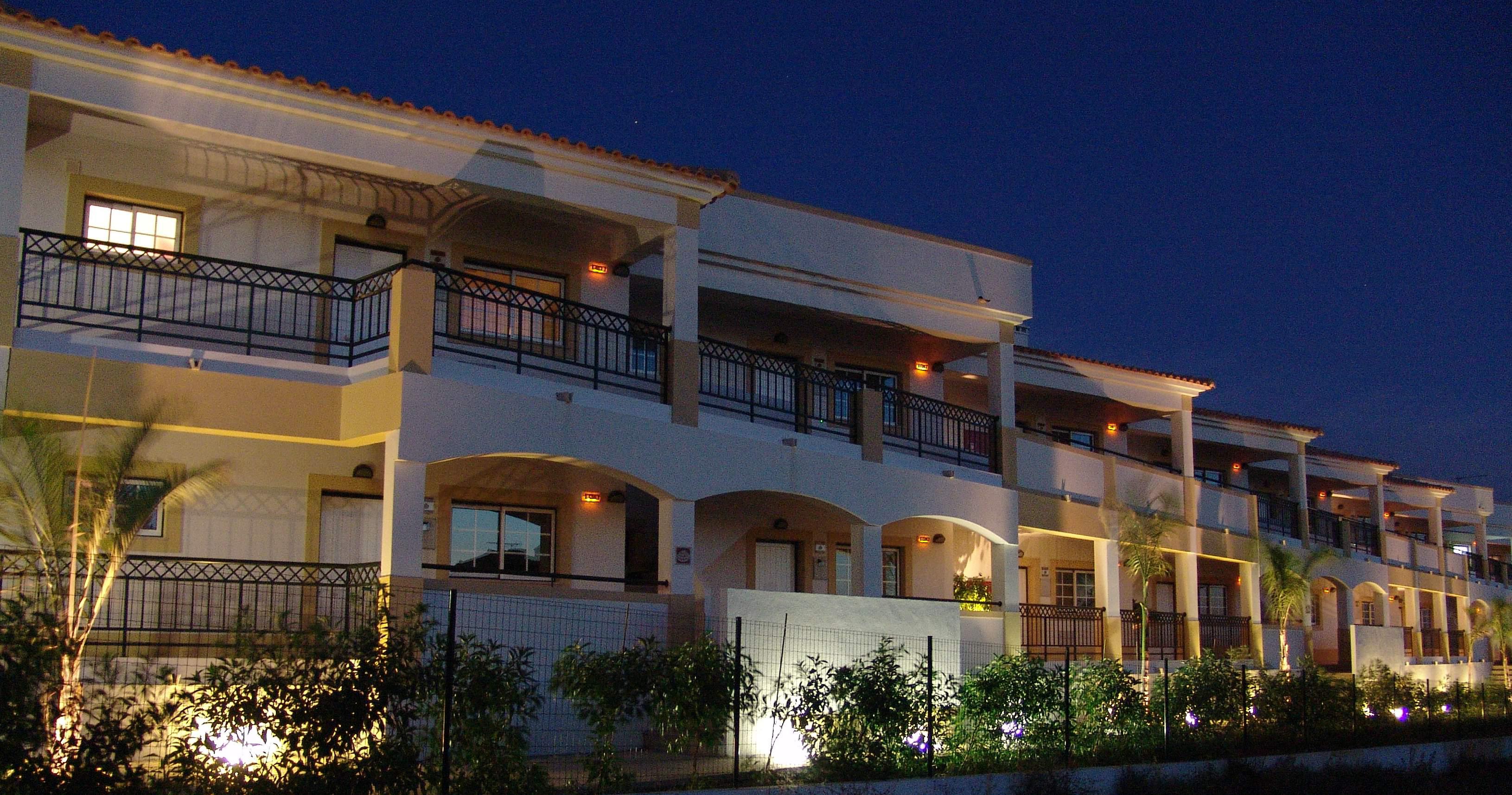 Apartamentos Turisticos Novochoro Albufeira Buitenkant foto
