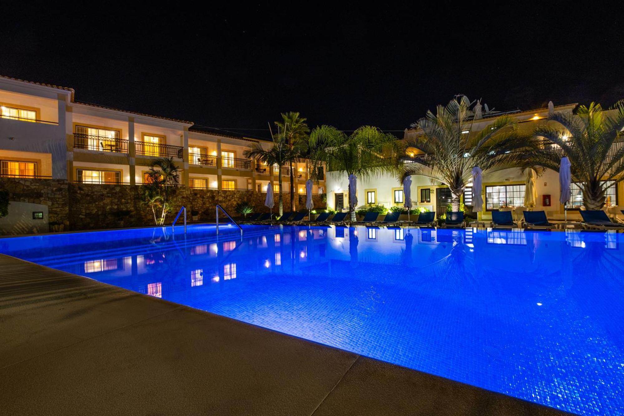 Apartamentos Turisticos Novochoro Albufeira Buitenkant foto